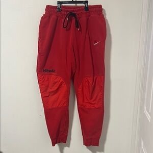 Men’s Nike Red Gym/Sweatpants with Black Drawstring Size Medium Joggers